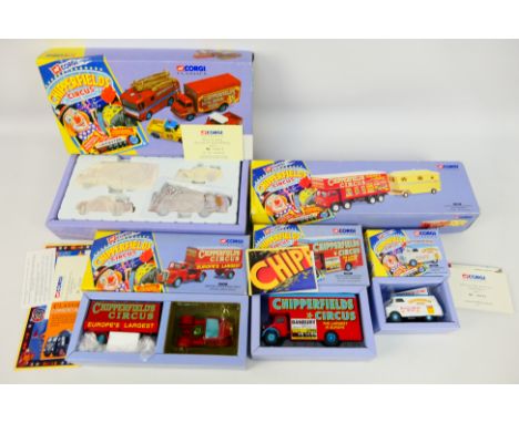 Corgi Classics - Five boxed Limited Edition diecast vehicles from the Corgi Classics 1990's 'Chipperfields Circus' series. Lo