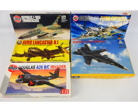 Airfix - Italeri - 5 x boxed aircraft model kits in 1:72 scale, Avro Lancaster B1, Republic F-105F Thunderchief, B-17G Flying