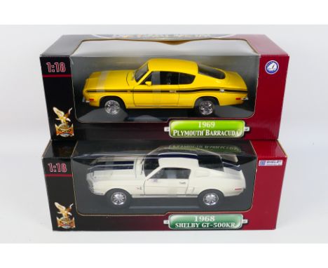 Road Signature - Two boxed diecast 1:18 scale model cars from Road Signature 'Deluxe Edition' range. Lot consists of 1969 Ply