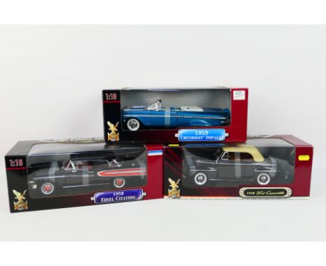 Road Signature - Three boxed diecast 1:18 scale model cars from Road Signatures. Lot consists of Road Signature 1958 Edsel Ci