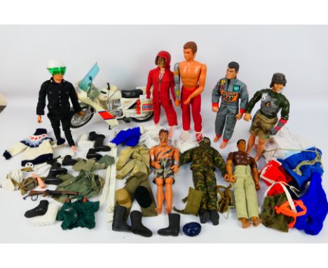 Palitoy - Hasbro - Action Man - A selection of of predominantly 90s Action men in very good condition. Also including a 1964 