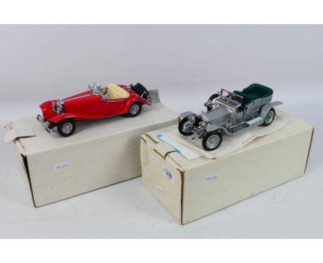 Franklin Mint - 2 x boxed cars, Rolls Royce Silver Ghost and Mercedes 500 K Special Roadster in 1:24 scale. They appear Mint 