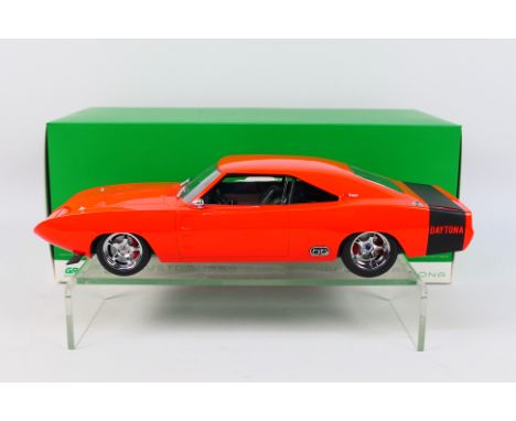 Greenlight - A boxed Greenlight 'Artisan Collection' 1:18 scale Limited Edition #19004 Custom 1969 Dodge Charger Daytona. The