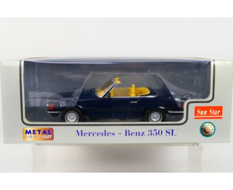 Sun Star - A boxed 1:18 scale Sun Star #727662 Mercedes Benz 350 SL. The model in blue appears to be in Mint condition, house