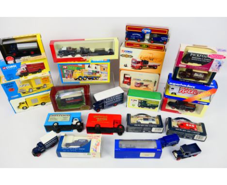 Corgi - EFE - Base Toys - Lledo - Other - A mixed collection of boxed and unboxed diecast in various scales. Lot includes Hor