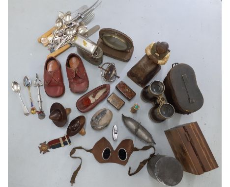 A mixed lot of interest to include treen items, vintage binoculars, a 1910 church medal on ribbon, a child's sidecar goggles,