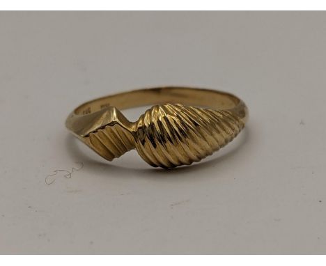 A continental yellow metal ring, the shank stamped 583.2gLocation: 