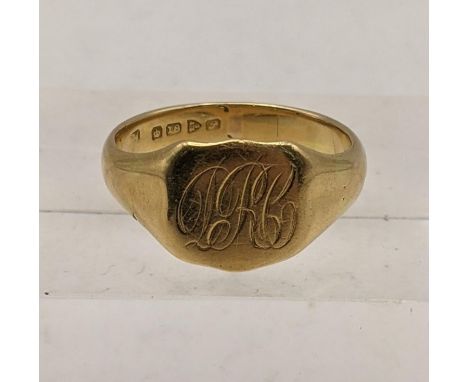 An 18ct gold gent's signet ring having engraved initials, total weight 7.9g Location: 