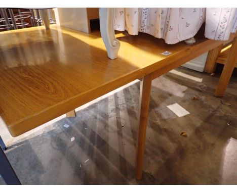 Light oak extending dining table, 200 x 100 x 100 cm. Not available for in-house P&amp;P 