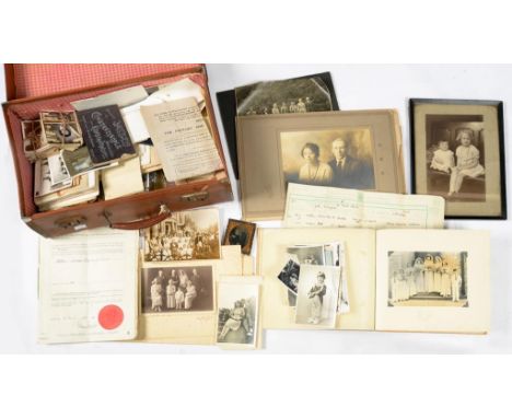 VINTAGE PHOTOGRAPHY. A SMALL SUITCASE OF EARLY - MID 20TH C BRITISH POSTCARD AND OTHER FORMAT PHOTOGRAPHS, VARIOUS SUBJECTS, 