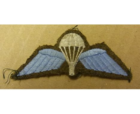 Army Paratrooper Wings cloth patch, Vintage pattern