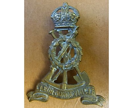Army Labour Corps (Pioneer Regiment) WWI Cap badge (Brass)
