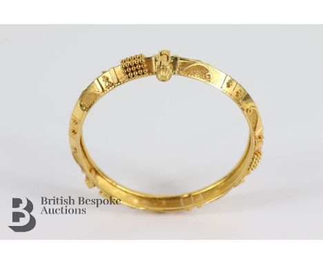 18ct+ yellow gold Yemeni beaded bangle, 60 mm diameter, screw-catch clasp, approx 23.8 gms.&nbsp;May Sale 12/05/2022screw in 
