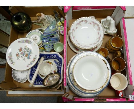 A mixed collection of ceramic items to include - mid century glass signed art ware vase, Wedgwood dinner plates, Royal Albert