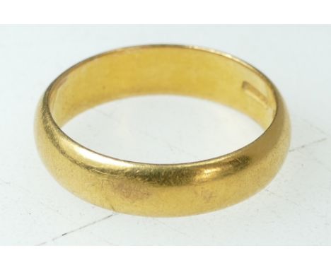 22ct gold wedding ring, size M/N 4.7grams
