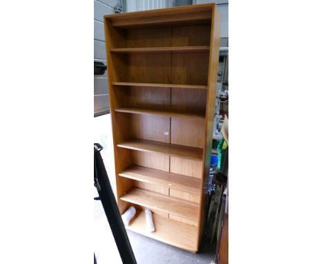 Large Mid-Century Ercol blonde elm bookcase with 6 removable shelves 