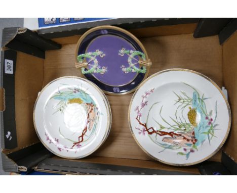 A mixed collection of ceramic items to include Royal Worcester tortoise decorated bowls