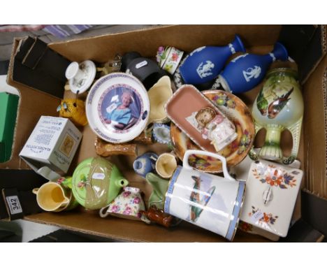 A mixed collection of ceramic items to include Wedgwood jasperware vases, trinket boxes with similar Adams style items, decor