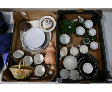 A mixed collection of ceramic items to include Crownford Polka Dot part teaset, green and gilt ironstone similar item, H.J Wo
