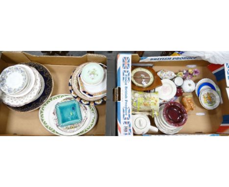 A mixed collection of ceramic items to include novelty embossed  water jugs, gilded plates, Aynsley trinket boxes, Royal Albe