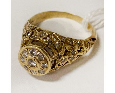 14CT GOLD &amp; DIAMOND RING - SIZE L - 5.3 GRAMS 