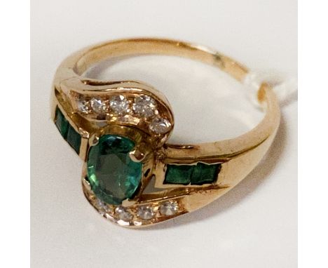 18CT TESTED EMERALD &amp; DIAMOND RING SIZE K