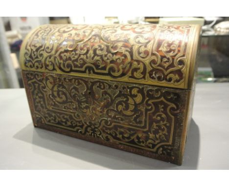 COLLECTABLES - A stunning antique arch top Boulle tea caddy/ stationary casket with tortoise shell & inlaid brass, in need of