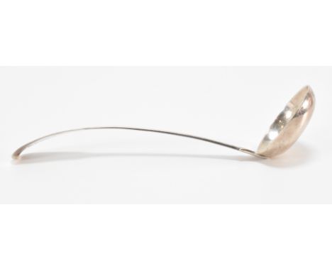 A 19th Century George IV silver hallmarked toddy ladle in the fiddle pattern with an unengraved terminal. Hallmarked Edinburg