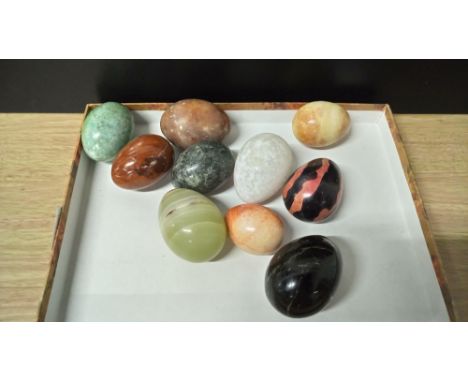 TRAY OF 10 BAKERS EGGS