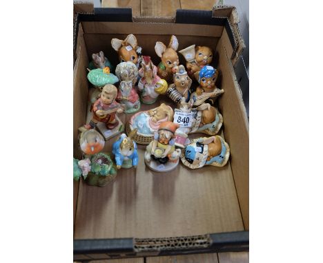 A collection of items to include 8 Pendelfin figures (one boxed), 6 Beswick Beatrix Potter figures with gold BP2 marks, 2 Goe