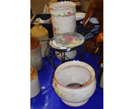 Mixed Lot: Jardiniere, stick stand, Oriental fan and a plant stand
