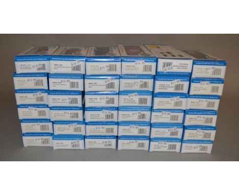 EX-SHOP STOCK: HO Gauge: Quantity of Bachmann U.S.A. Rolling Stock, all boxed (36) 