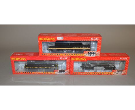 EX-SHOP STOCK: OO Gauge three boxed locomotives by Bachmann which all have DCC sound value on board; 63209 S4 Diesel Loco, Al