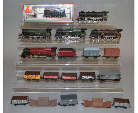 OO Gauge. A boxed Lima 20 5109M WG LMS 0-6-0 Shunter '7120' G+/VG in G+ box together with a number of unboxed items by Mainli