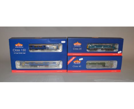 EX-SHOP STOCK: OO Gauge: Bachmann Branch-Line DCC with Sound Diesel Loco 32-480DS together with 32-408 and 32-925 2 Car Set, 