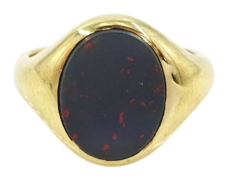 Early -mid 20th century 18ct gold bloodstone signet ring by Goldsmiths & Silversmiths Co Ltd, London Condition Report:Approx 