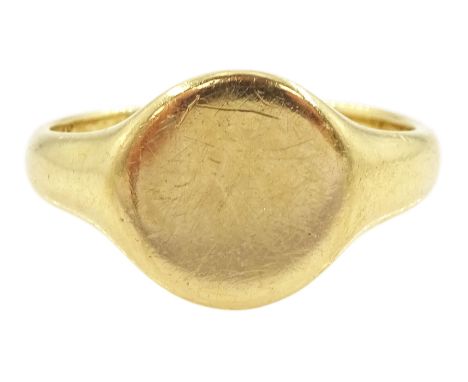 Early 20th century 18ct gold signet ring, Birmingham 1914Condition Report:Approx 4.95gm, size L, some rubbing to ring