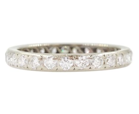 18ct white gold round brilliant cut diamond full eternity ring, Sheffield 2000, total diamond weight approx 0.80 caratConditi