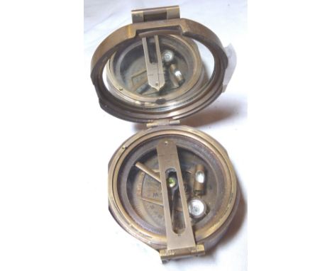 BRASS COMPASS. Brass compass marked Stanley of London, dia:7 cms 