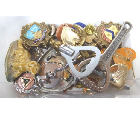 MIXED BADGES AND COLLECTABLES. Box of mixed enamel badges, bottle openers and other collectables