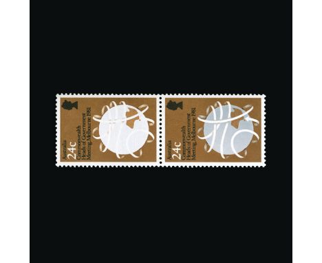 Australia : (SG SG831 var) 1981 Heads Of Commonwealth Government Meeting 24c. Vertical pair, upper stamp 'Dark Grey (from glo