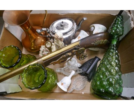 A pair of green glass vases, an Italian bottle vase, copper jug, a novelty firearm, iron, Wedgwood campana vases, etc. **PLEA
