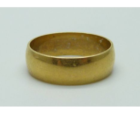 An 18ct gold ring, 5g, P 