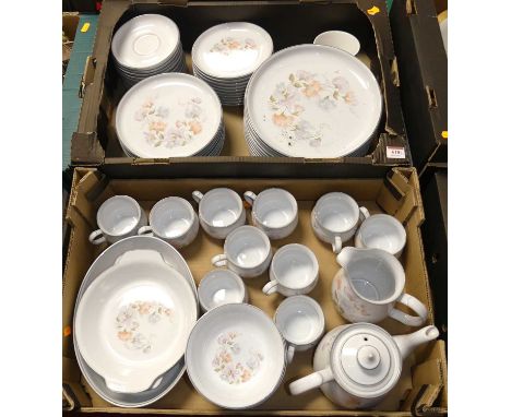 A Denby floral stoneware tea &amp; dinner service