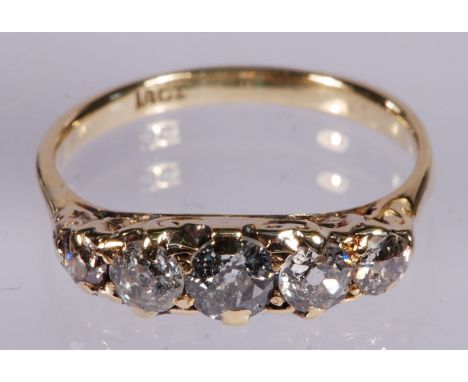 An 18ct yellow Gold five stone Diamond set Ring, with valuation certificate. (combined weight 1.10 ct)