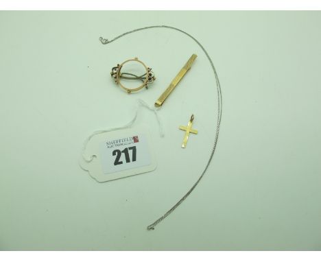 A 9ct Gold Tie Slide, (2.2g); a coin brooch mount (lacking coin) stamped "9ct", a fine chain and a cross pendant. 