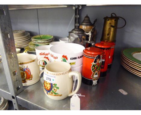 A SMALL SELECTION OF CERAMIC AND OTHER ITEMS INCLUDING; THREE MODERN CHAD VALLEY 'POSTBOX' FORM MONEY BOXES ETC... 