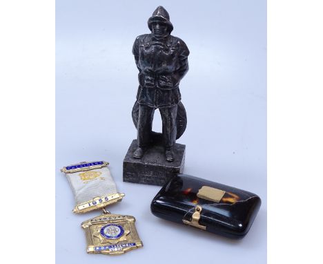 A 1939 Life Boat Service presentation figure, 5.5", a snuff box etc 