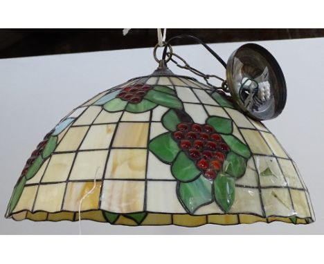 A Tiffany style lead light ceiling light shade and a pair of matching wall lights 