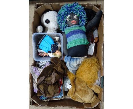 Vintage soft toys and dolls 